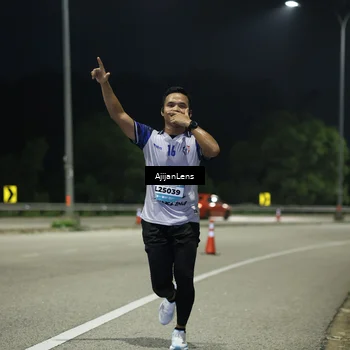 Runner Photo 5841343