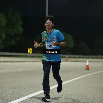 Runner Photo 5841346