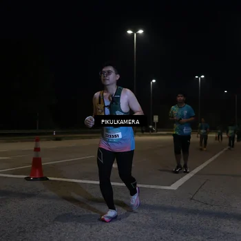 Runner Photo 5841390