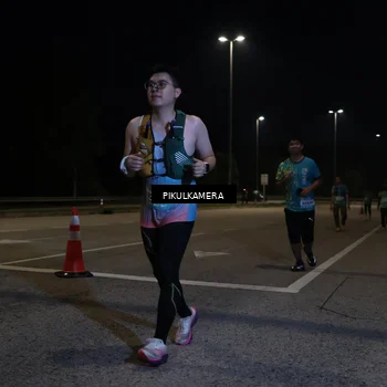 Runner Photo 5841407