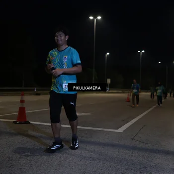 Runner Photo 5841435