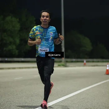 Runner Photo 5841824
