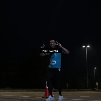 Runner Photo 5841843