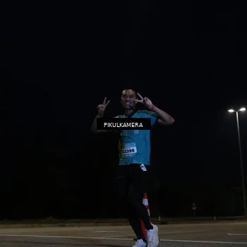 Runner Photo 5841858