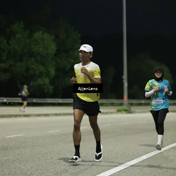 Runner Photo 5841864