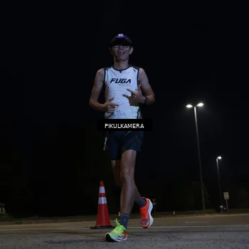 Runner Photo 5841868