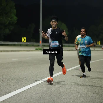 Runner Photo 5841923