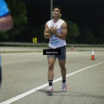 Runner Photo 5841976