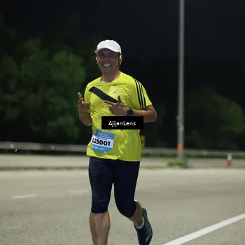 Runner Photo 5842035