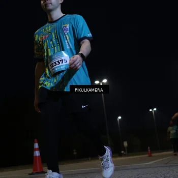 Runner Photo 5842065
