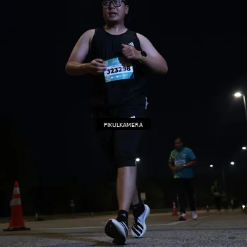 Runner Photo 5842103