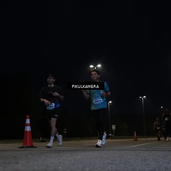 Runner Photo 5842248