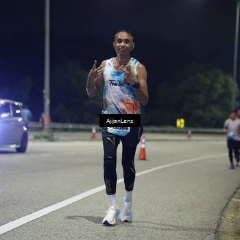 Runner Photo 5842399