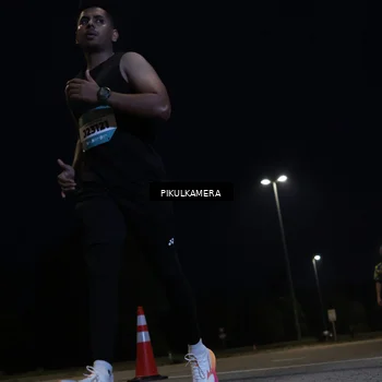 Runner Photo 5842410