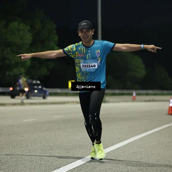 Runner Photo 5842415
