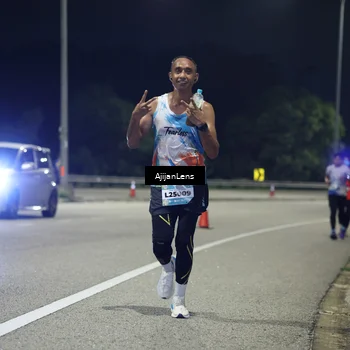 Runner Photo 5842417