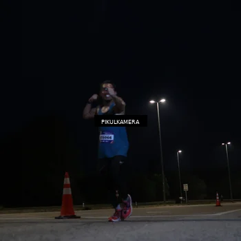 Runner Photo 5842553