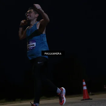 Runner Photo 5842586