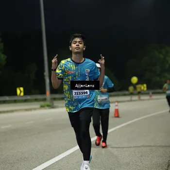 Runner Photo 5843007