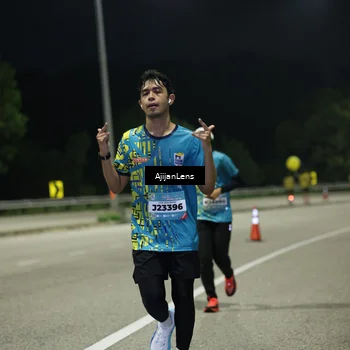 Runner Photo 5843010