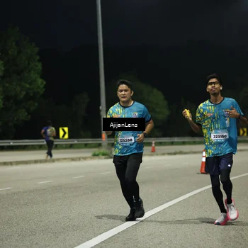 Runner Photo 5843055
