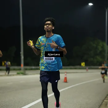 Runner Photo 5843075