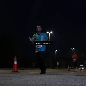 Runner Photo 5843117