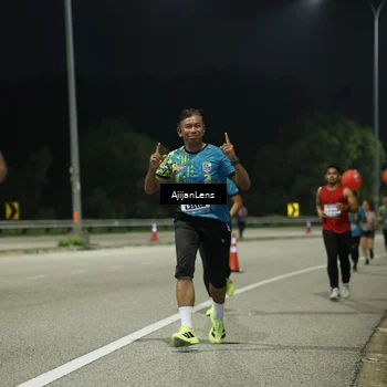 Runner Photo 5843123