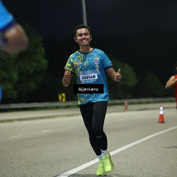 Runner Photo 5843152