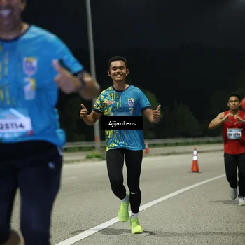Runner Photo 5843159