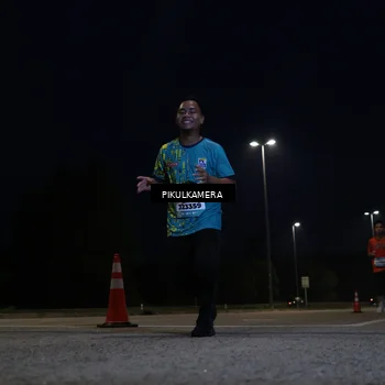 Runner Photo 5843160