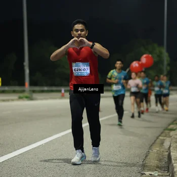 Runner Photo 5843174