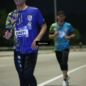 Runner Photo 5843565