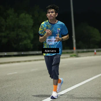 Runner Photo 5843768
