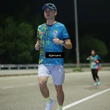 Runner Photo 5843823