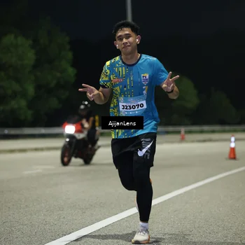 Runner Photo 5843884