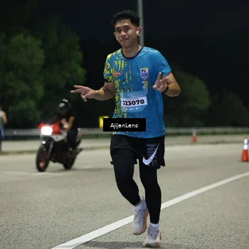 Runner Photo 5843889