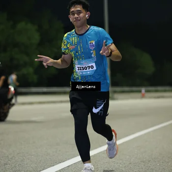 Runner Photo 5843892