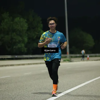 Runner Photo 5843908