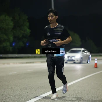Runner Photo 5843929