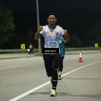 Runner Photo 5843980