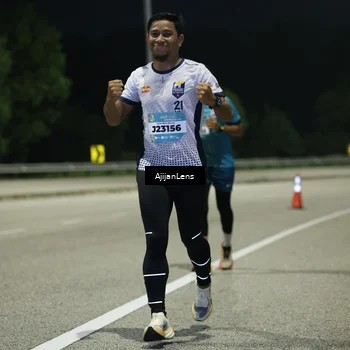 Runner Photo 5844006