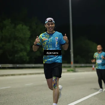 Runner Photo 5844136