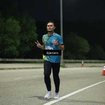 Runner Photo 5844174