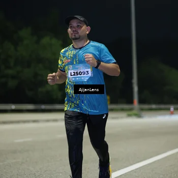 Runner Photo 5844386