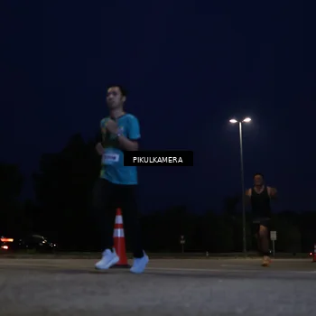 Runner Photo 5845033