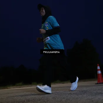 Runner Photo 5845160