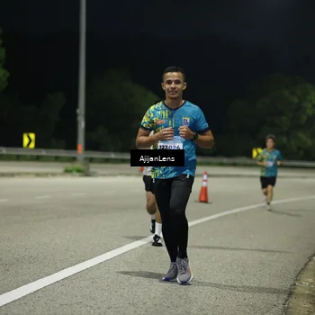 Runner Photo 5845176