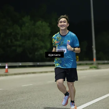 Runner Photo 5845247