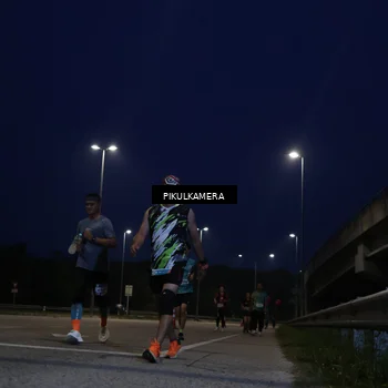 Runner Photo 5845258